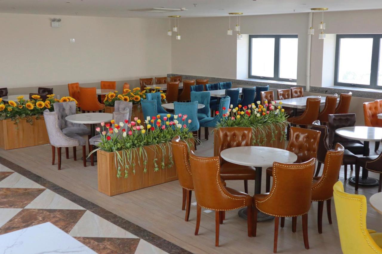 Atp Galaxy Hotel & Apartment Danang Eksteriør bilde